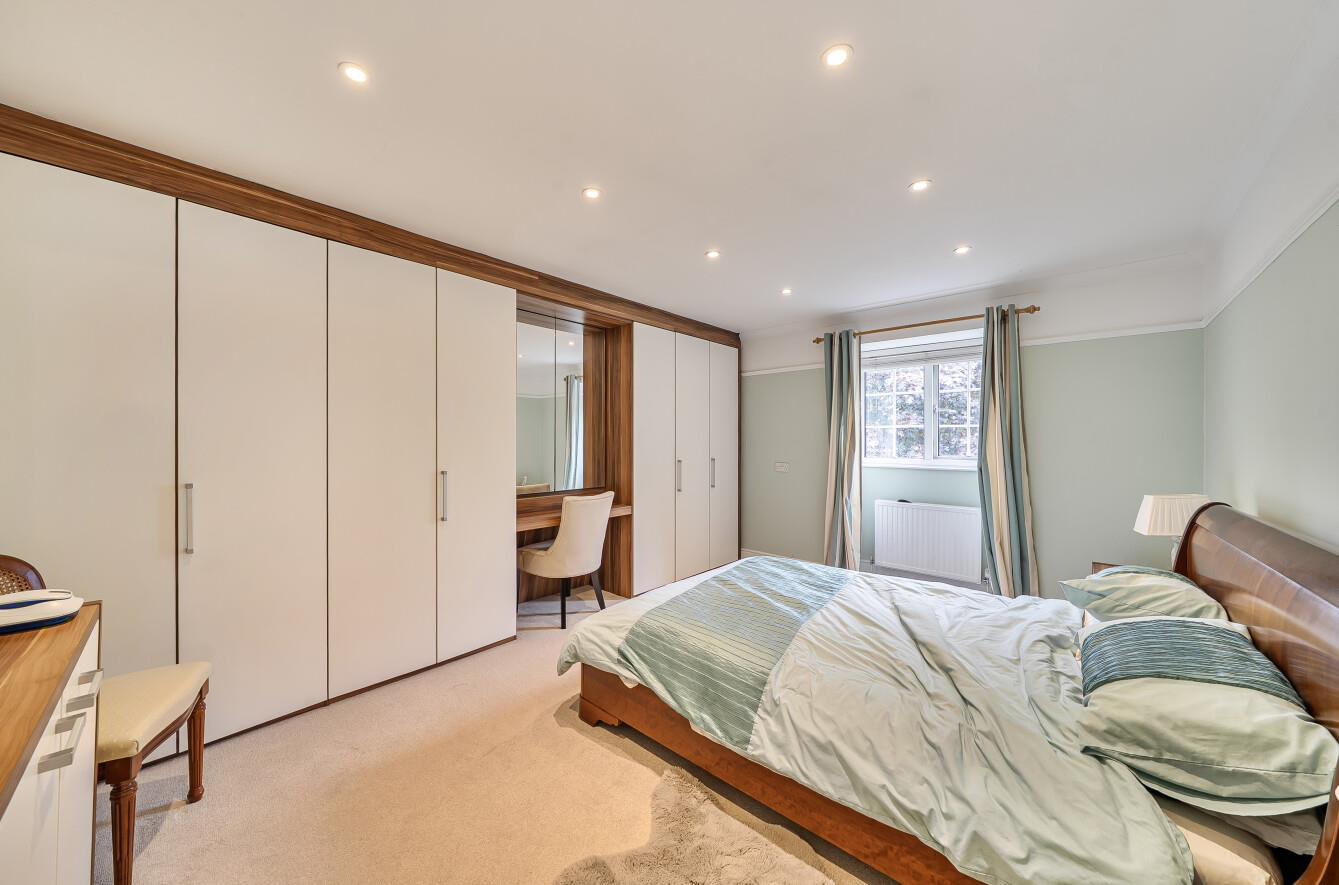 Old Watford Road, Bricket Wood, AL2, photo 16