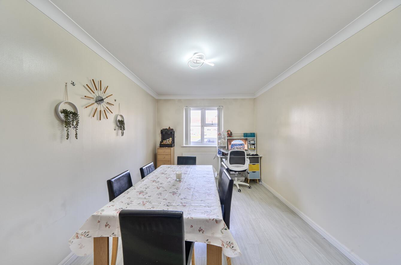 Davidson Frost-Wellings, DFW, Ascot Place, Stanmor