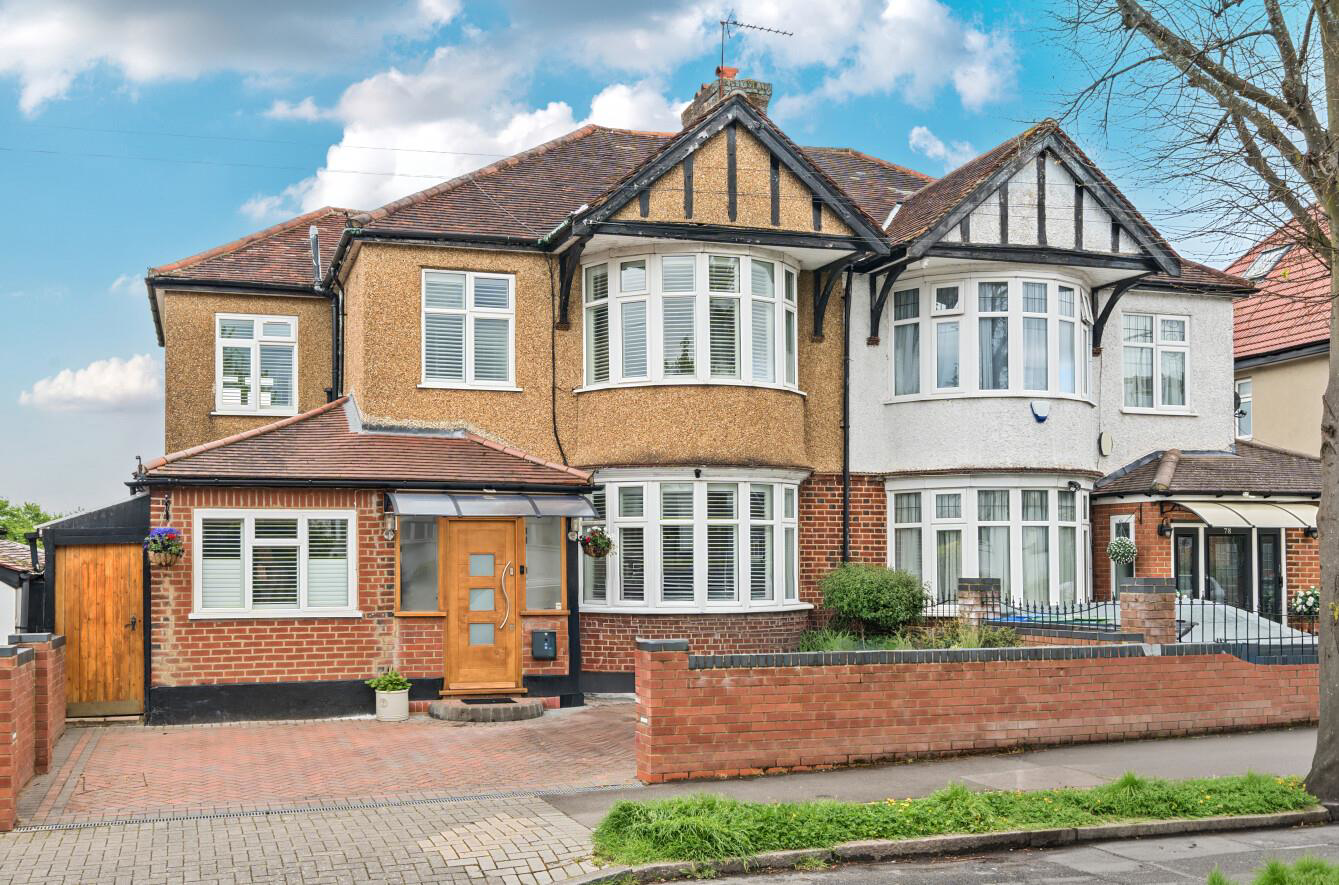 Woodhill Crescent, Harrow, HA3