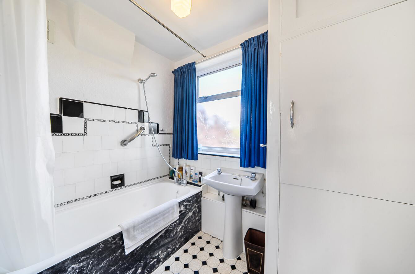 Clifton Avenue, Stanmore, HA7, photo 12