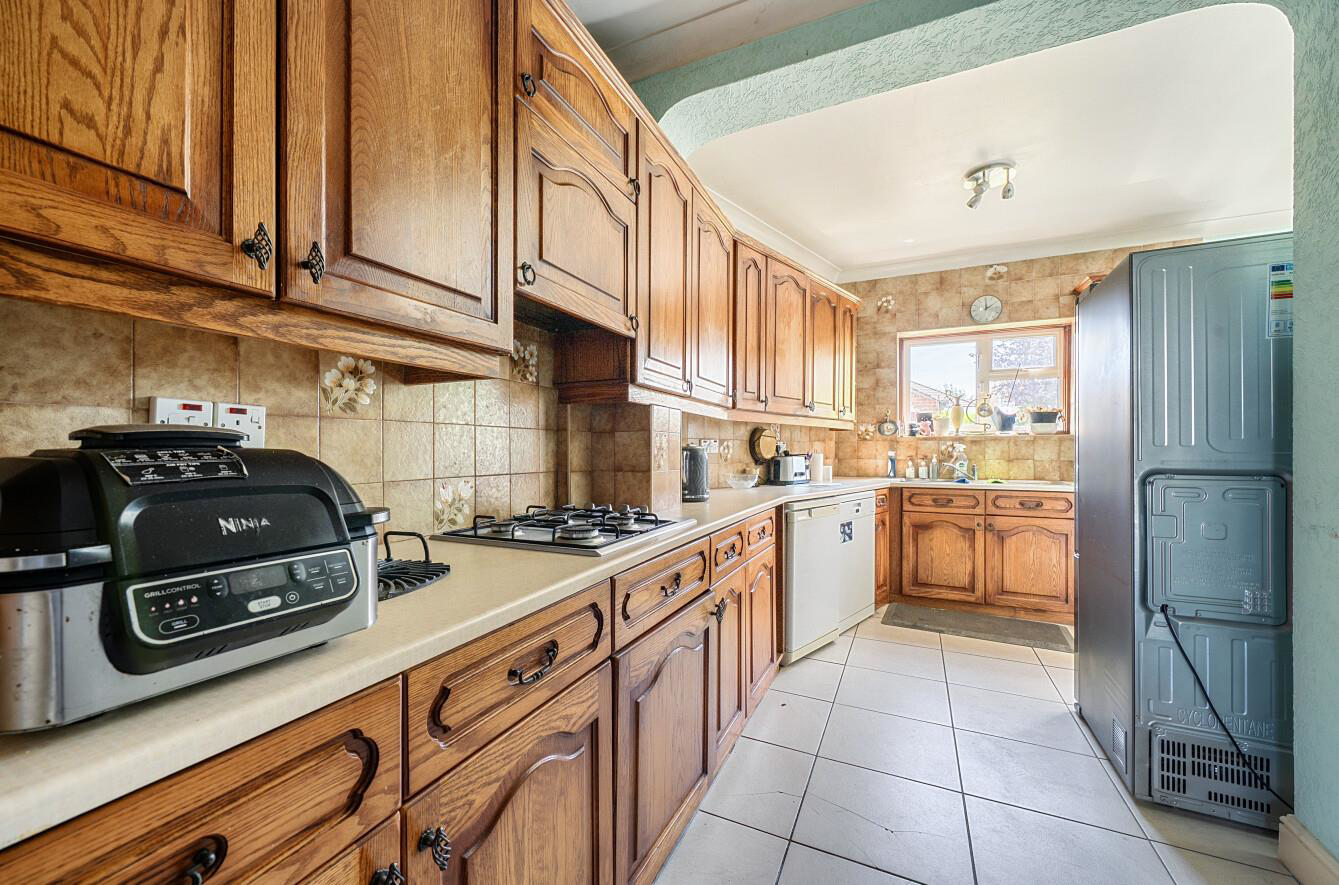 Kenmore Avenue, Harrow, HA3, photo 5