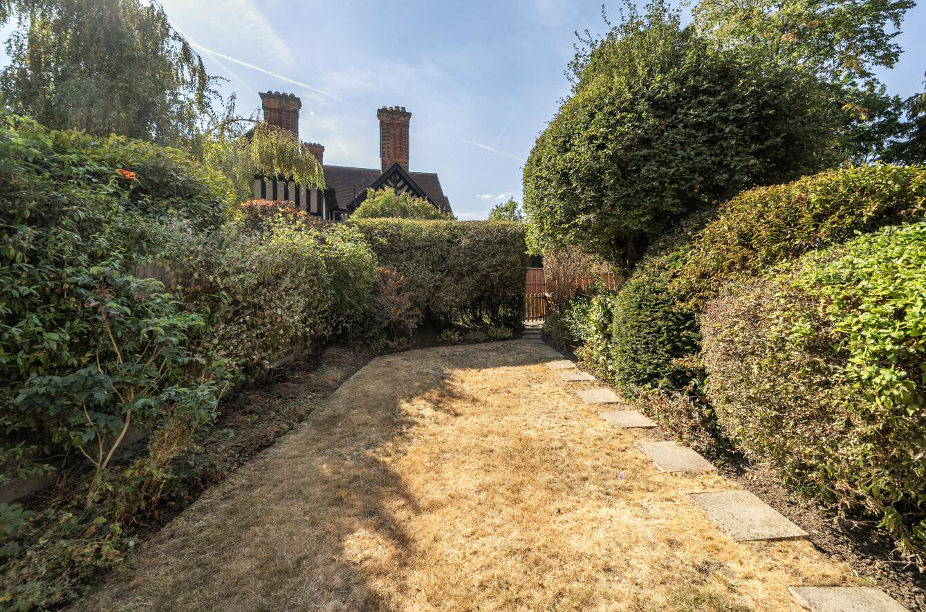Sunningdale Close, Stanmore, HA7, photo 7