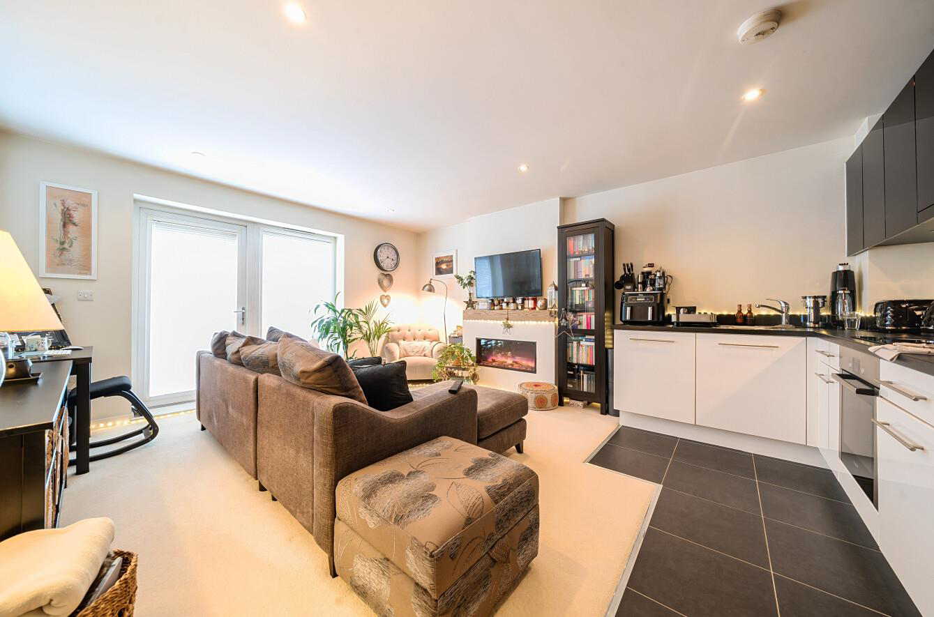 Regency Court, Stanmore, HA7, photo 4