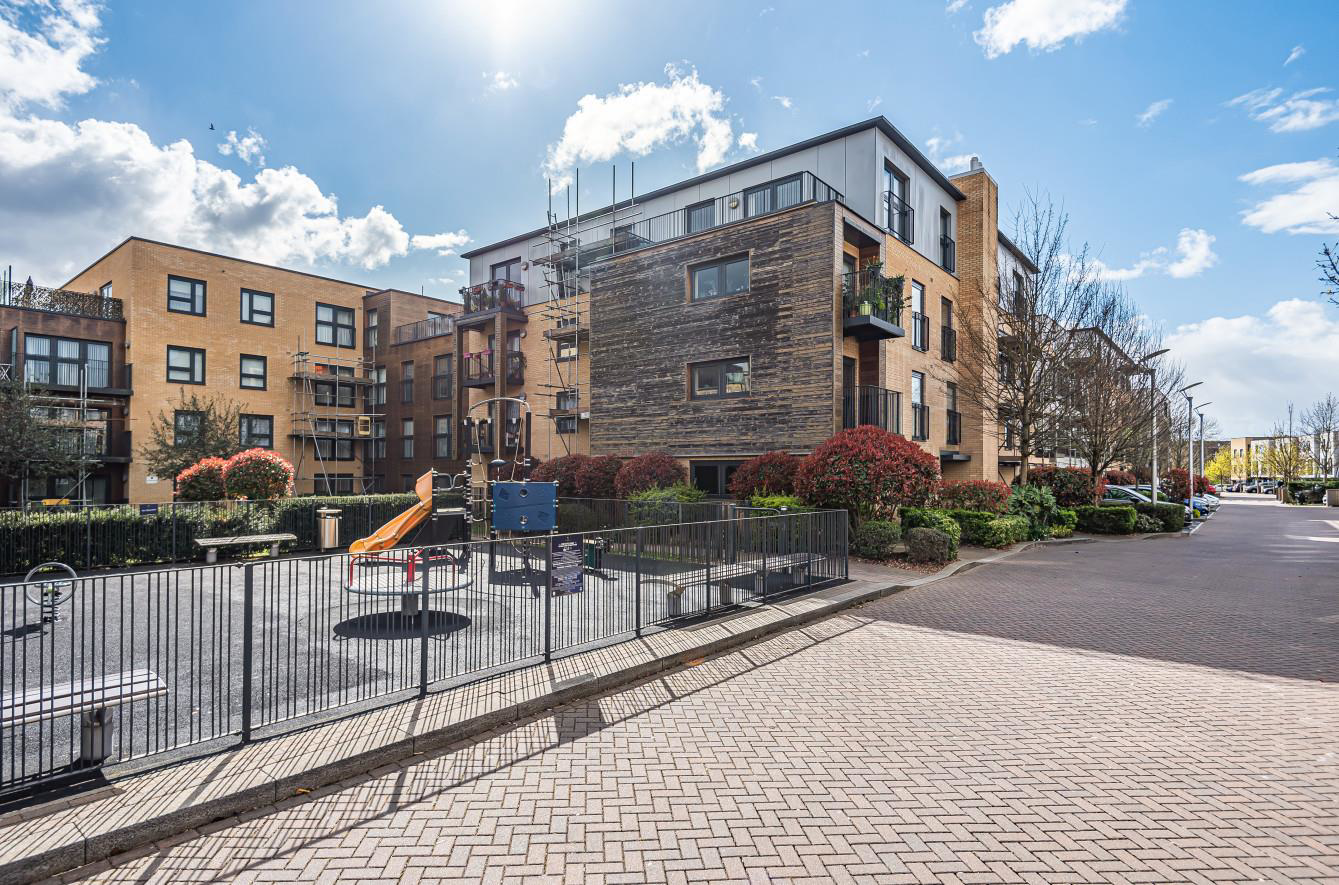 Moore Court, Stanmore Place, HA7, photo 13