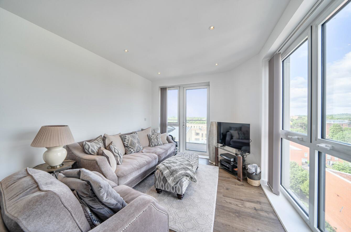 Hallington Court, Edgware, HA8, photo 3