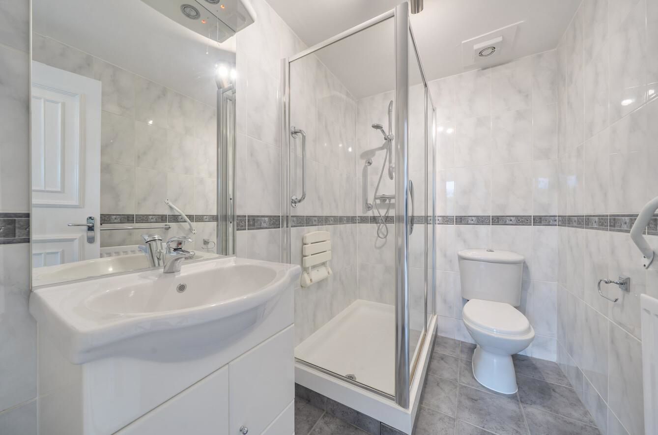 Oak Lodge Close, Stanmore, HA7, photo 9