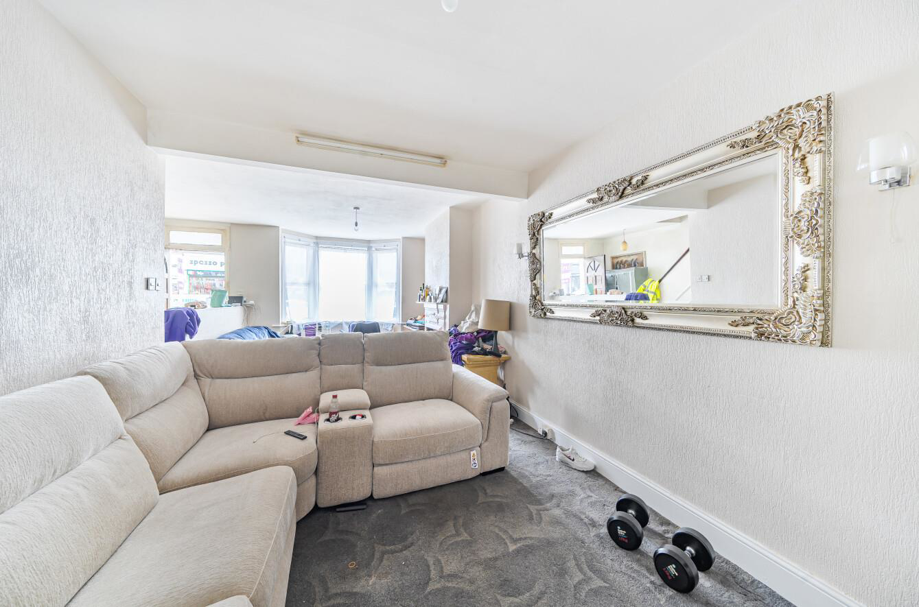 Davidson Frost-Wellings, DFW, Whitchurch Lane, Edg