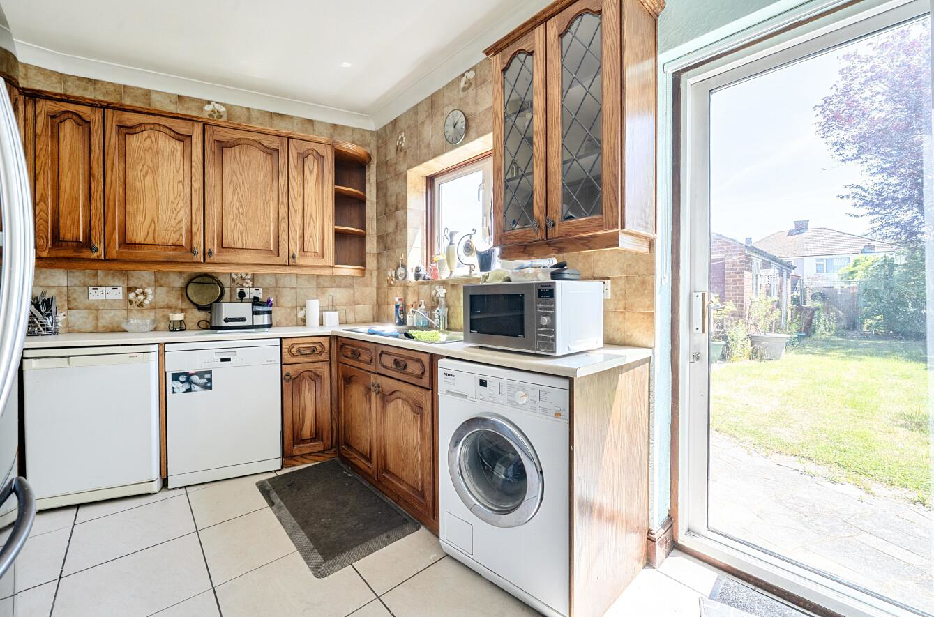 Kenmore Avenue, Harrow, HA3, photo 7