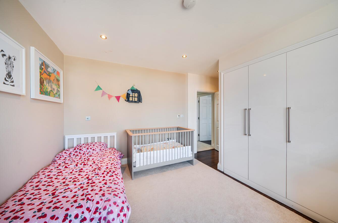 Royal Connaught Park, Bushey, WD23, photo 12