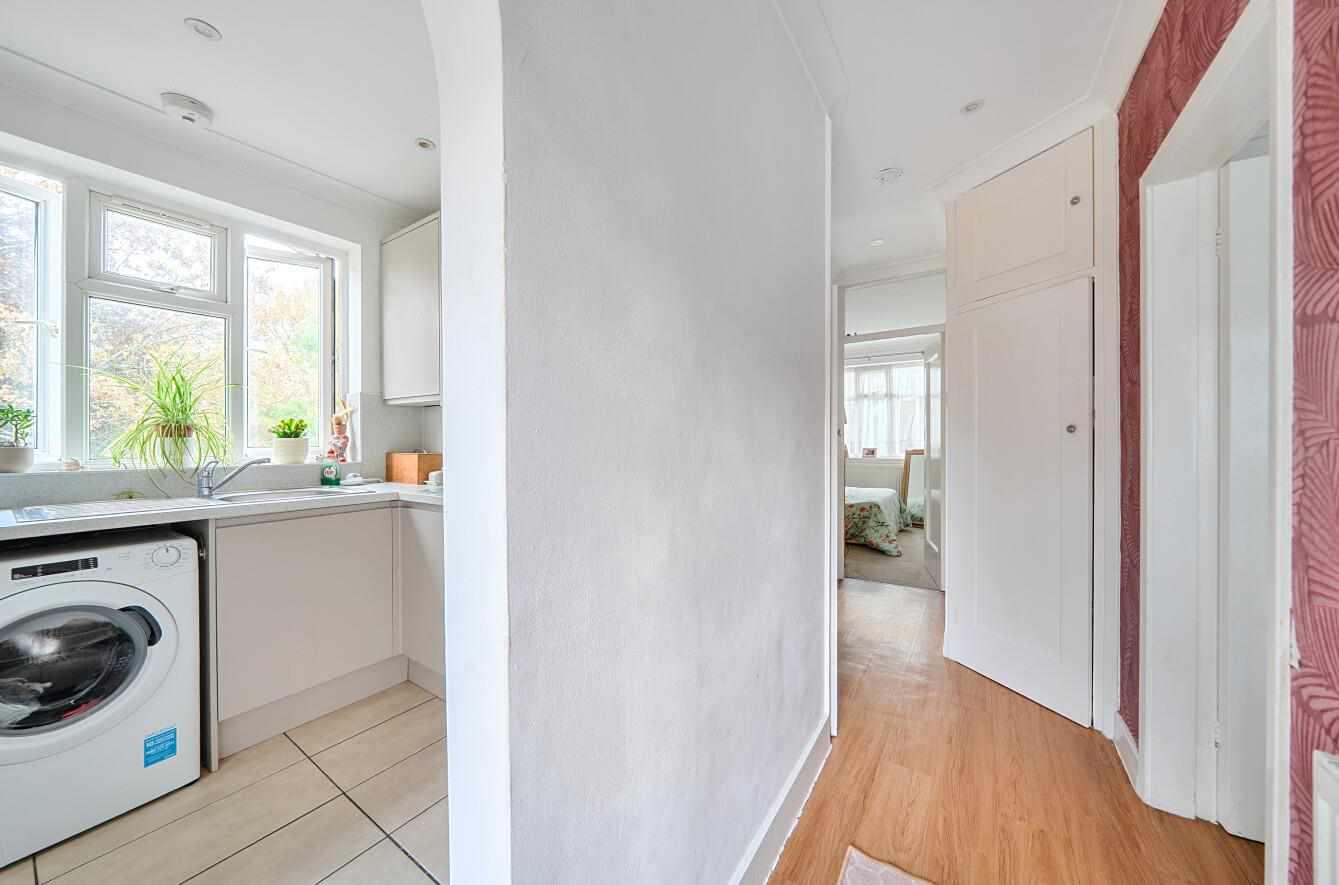 Davidson Frost-Wellings, DFW, HA8, Canons Park Clo