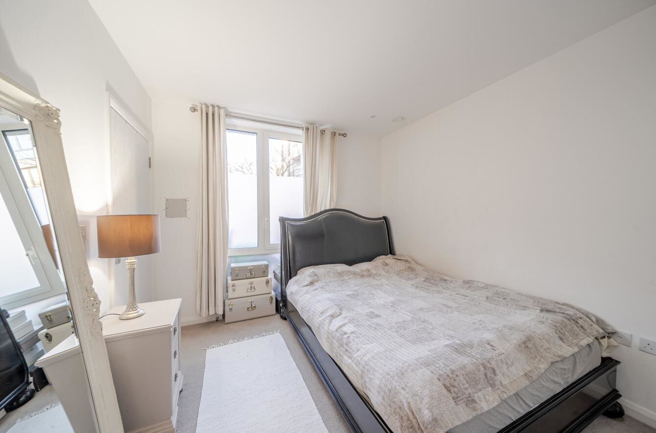 Welford Court, Edgware Green, HA8, photo 7