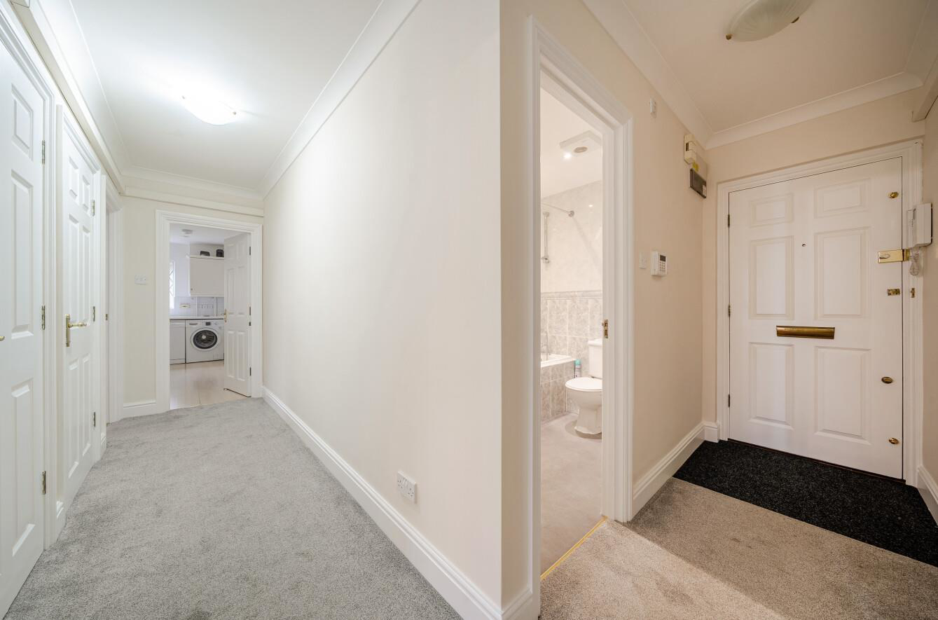 Bartholomew Court, Longcrofte Road, HA8, photo 8