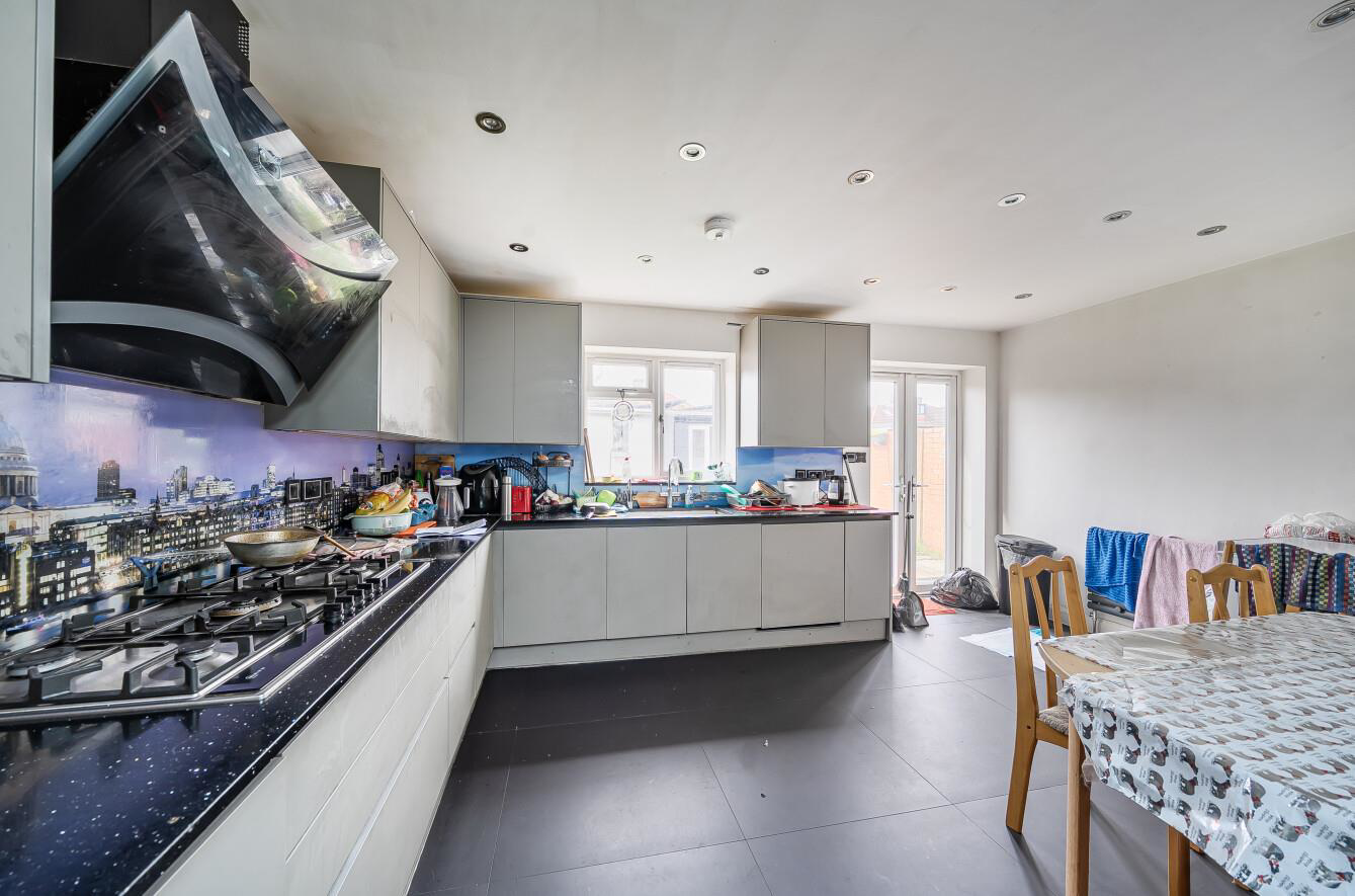 Honeypot Lane, Stanmore, HA7, photo 3