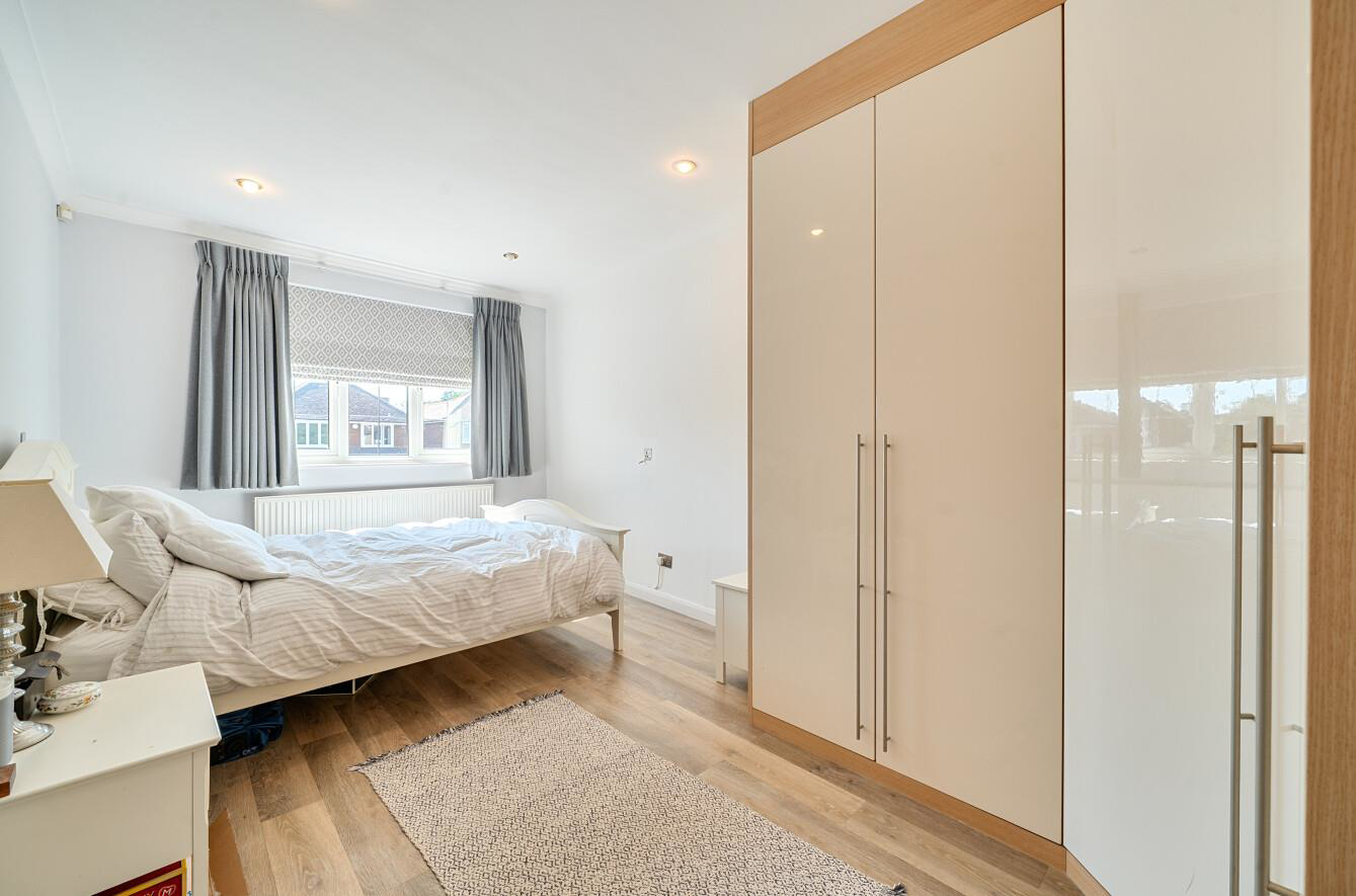 Howberry Road, Edgware, HA8, photo 12