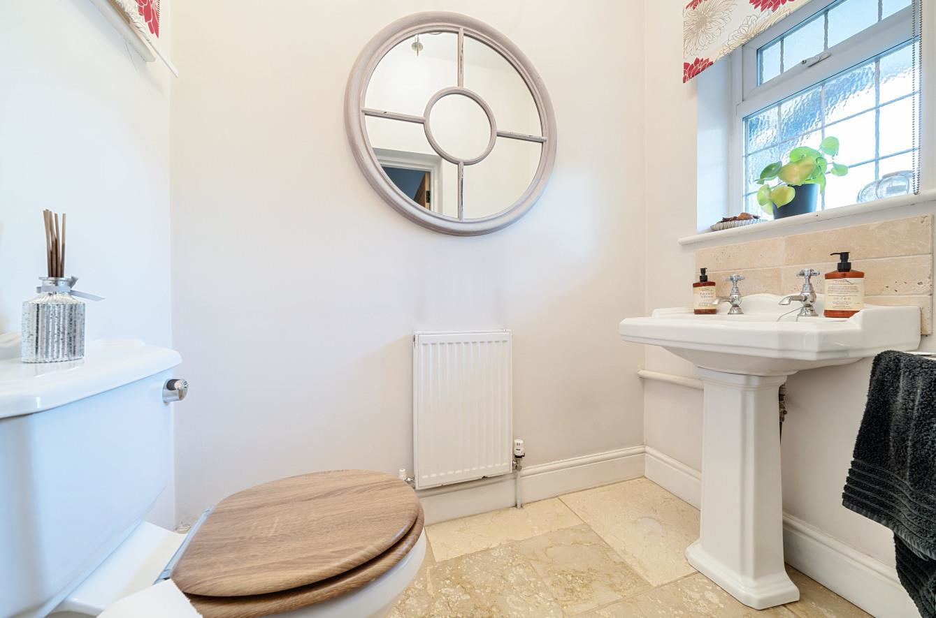 Bushey Hall Road, Bushey, WD23, photo 8