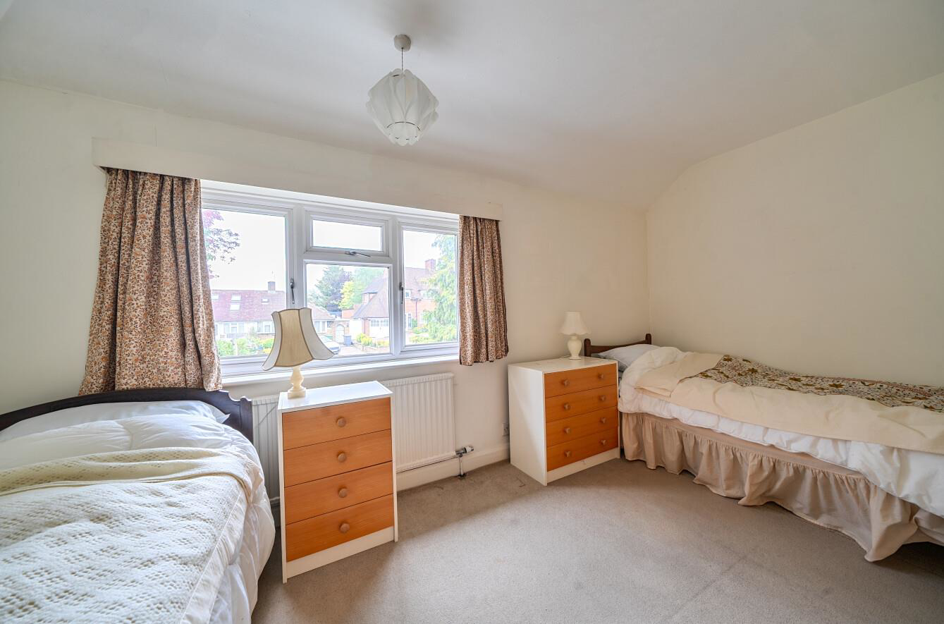 Chiltern Avenue, Bushey, WD23, photo 20