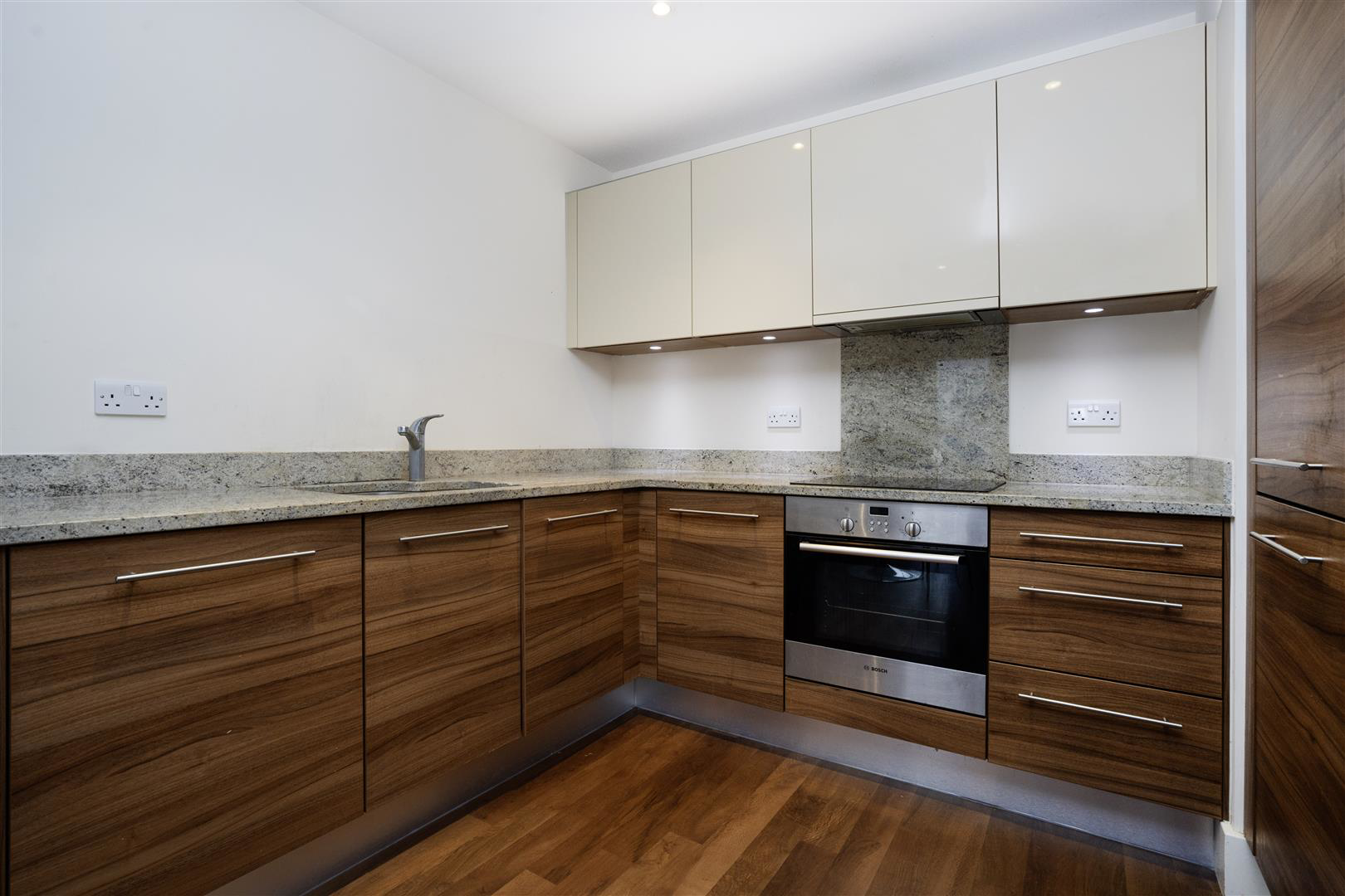 Attlee Court, Stanmore, HA7, photo 5