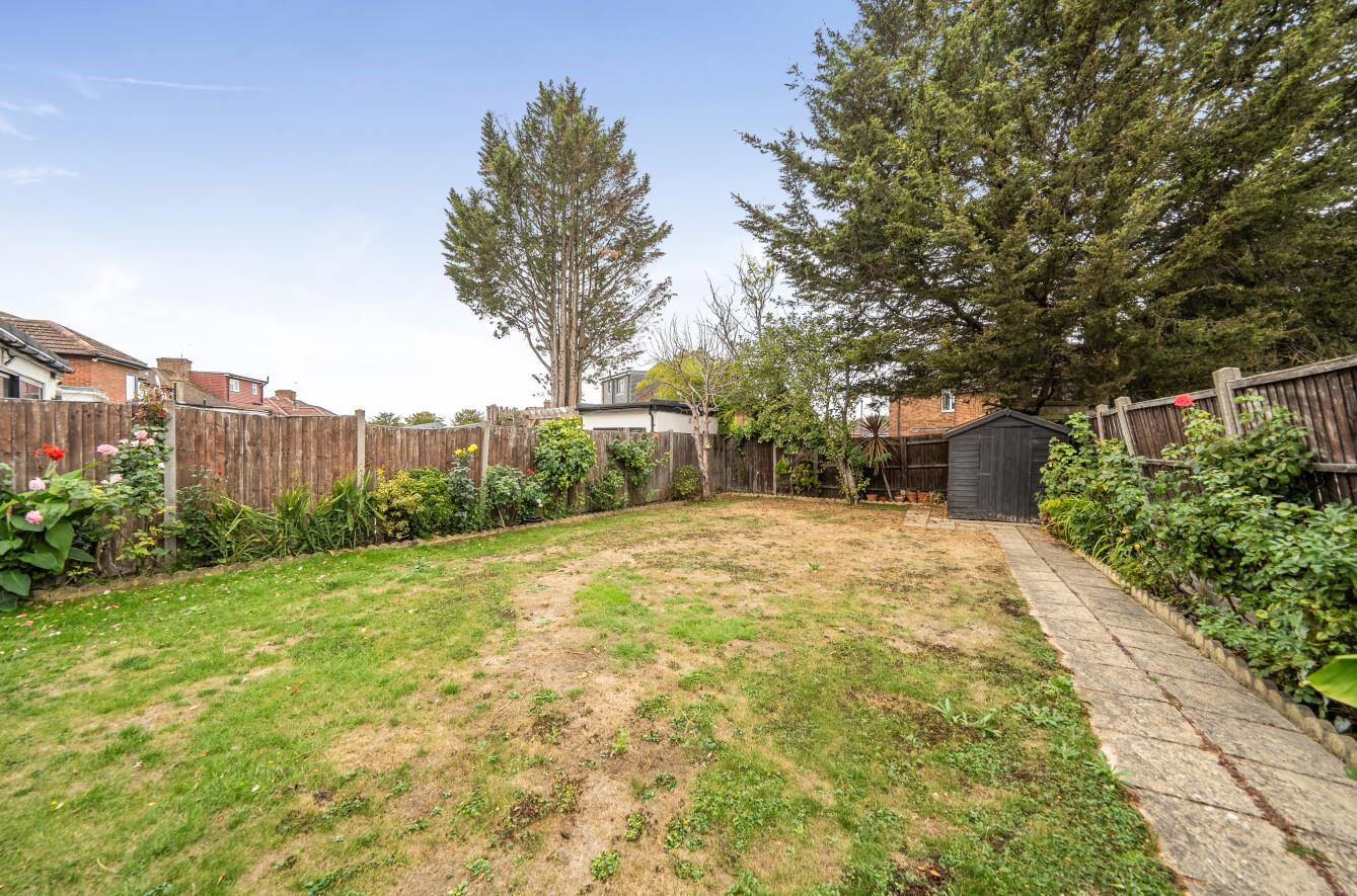 Weston Drive, Stanmore, HA7, photo 9