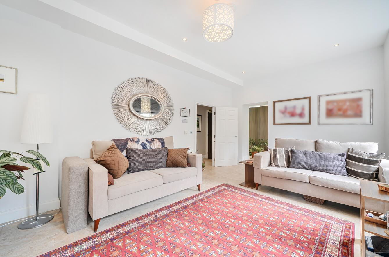 Royal Connaught Drive, Bushey, WD23, photo 7