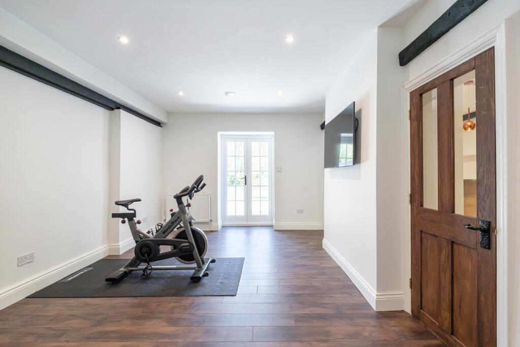 Davidson Frost-Wellings, DFW, Priory House, Gym.jp