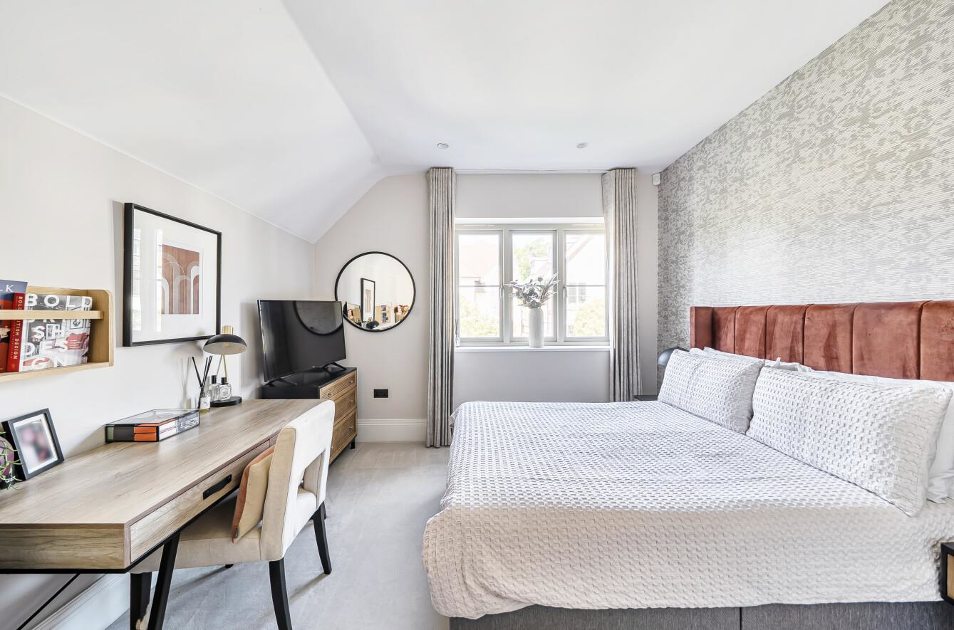 Elizabeth Grove, Bushey Heath, WD23, photo 8