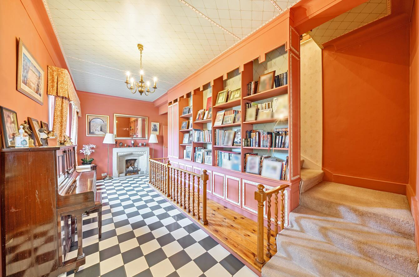 Davidson Frost-Wellings, DFW, Brockley Avenue, Sta