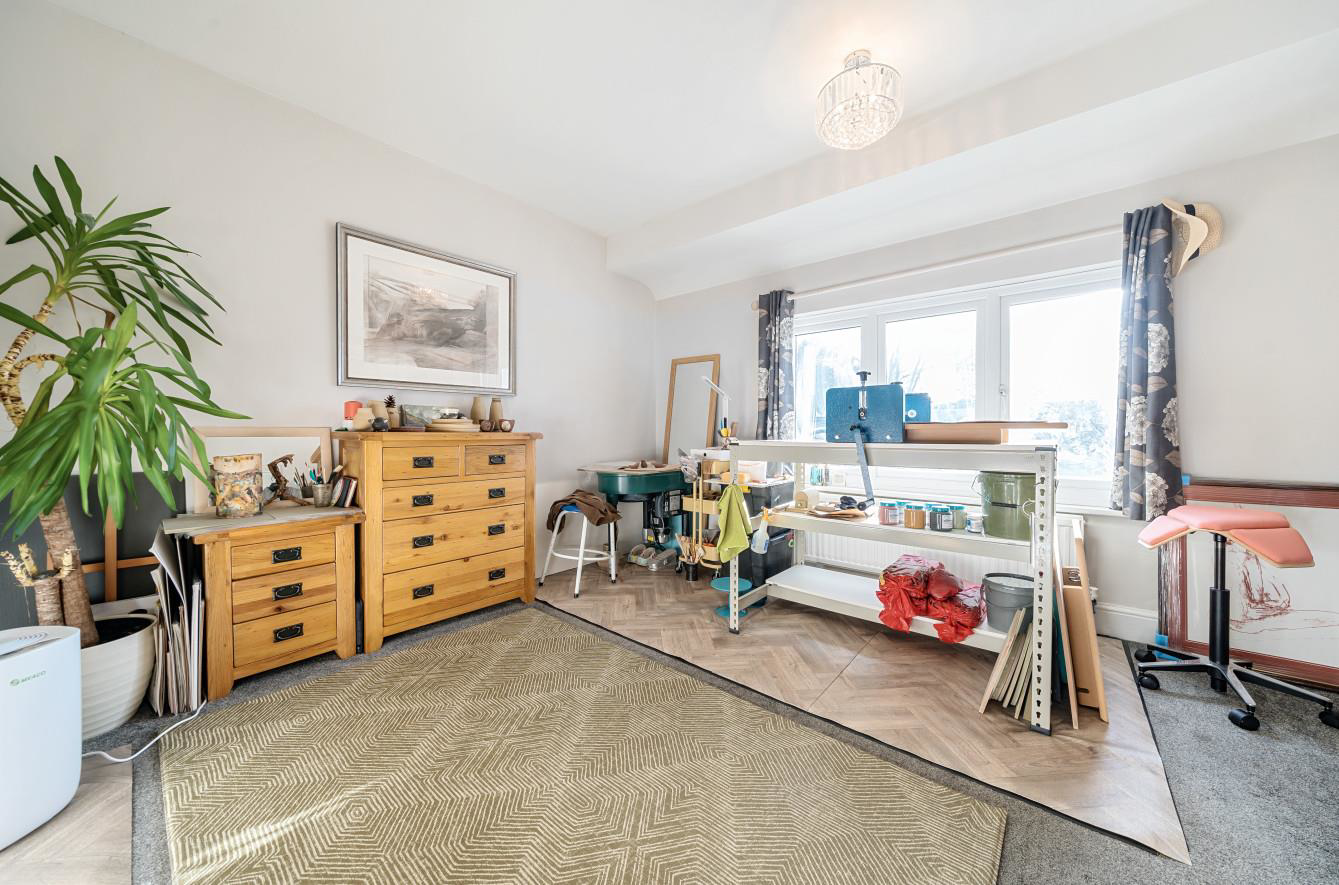 Bushey Hall Road, Bushey, WD23, photo 14