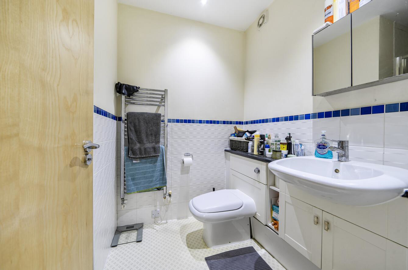 Fauna Close, Stanmore, HA7, photo 9