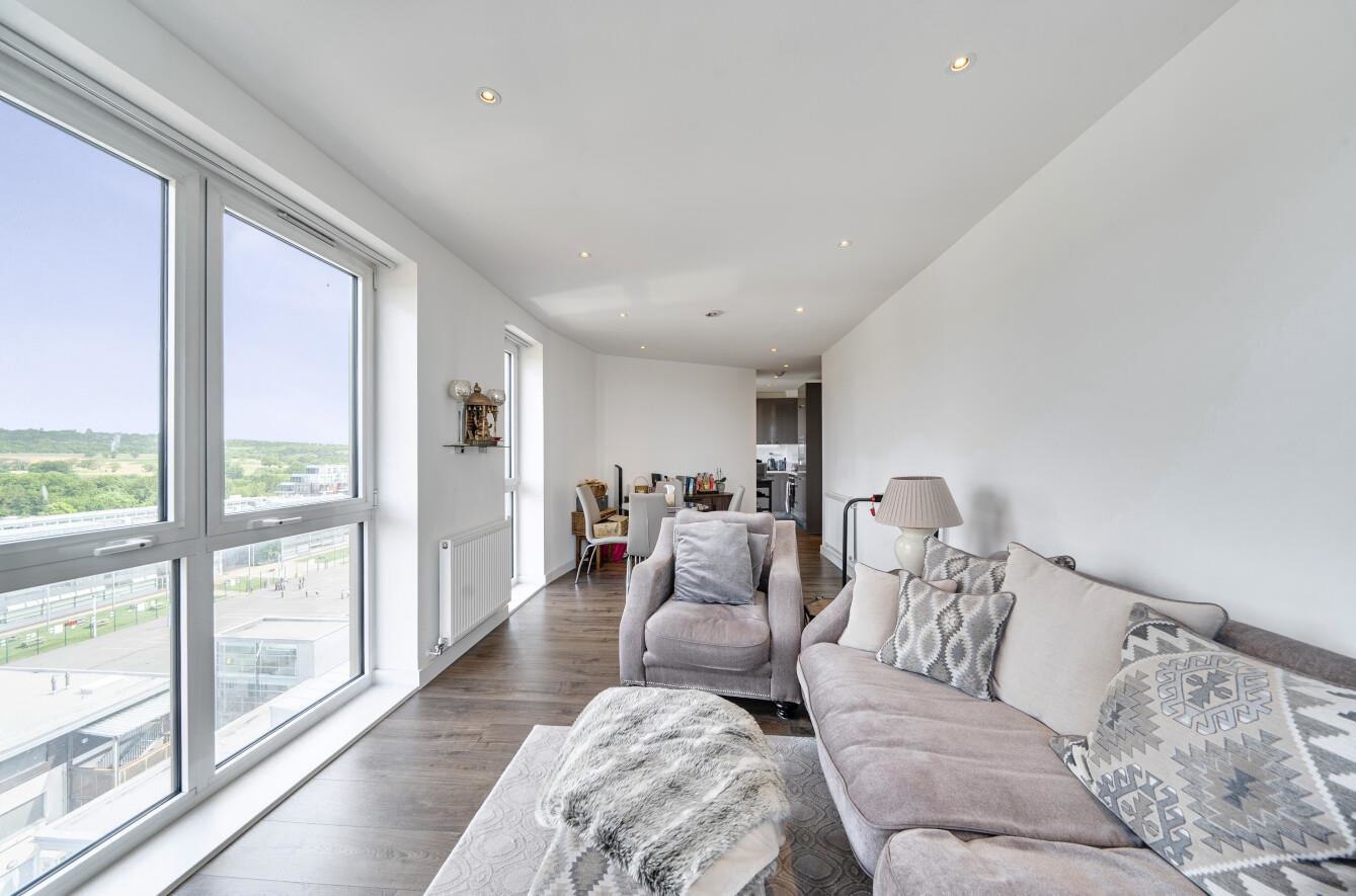 Hallington Court, Edgware, HA8, photo 4