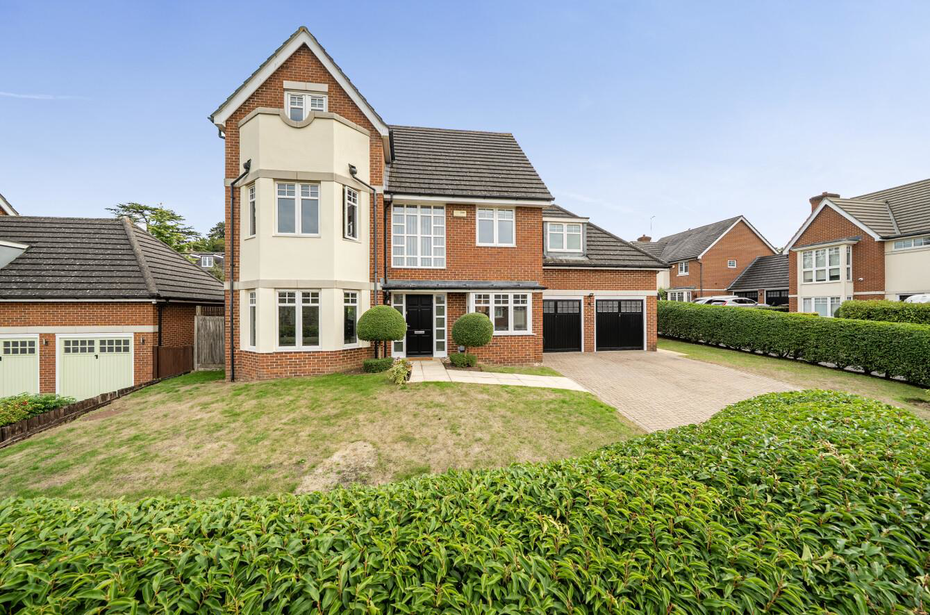 Myddleton Close, Stanmore, HA7