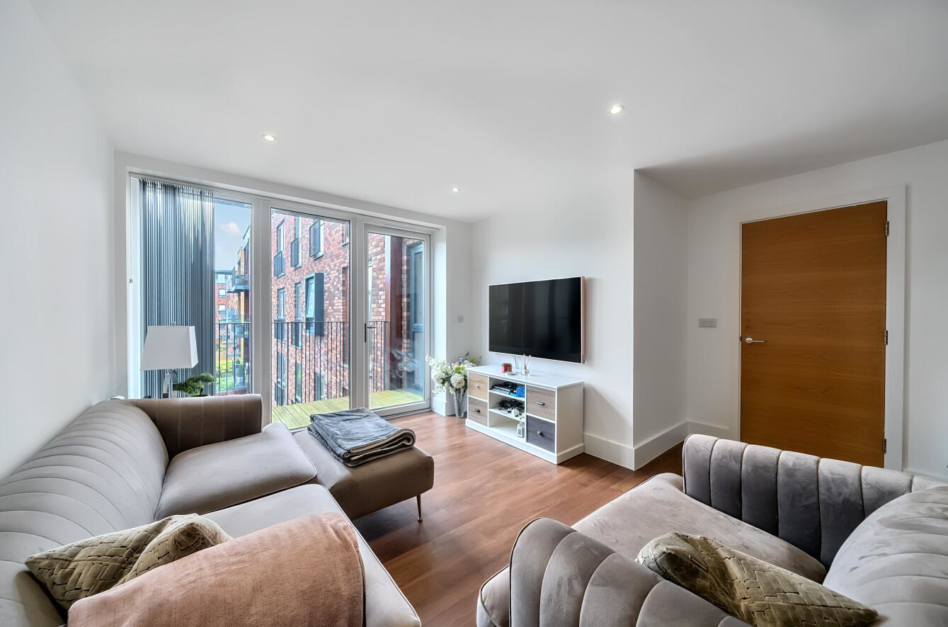 Attlee Court, Stanmore, HA7, photo 2