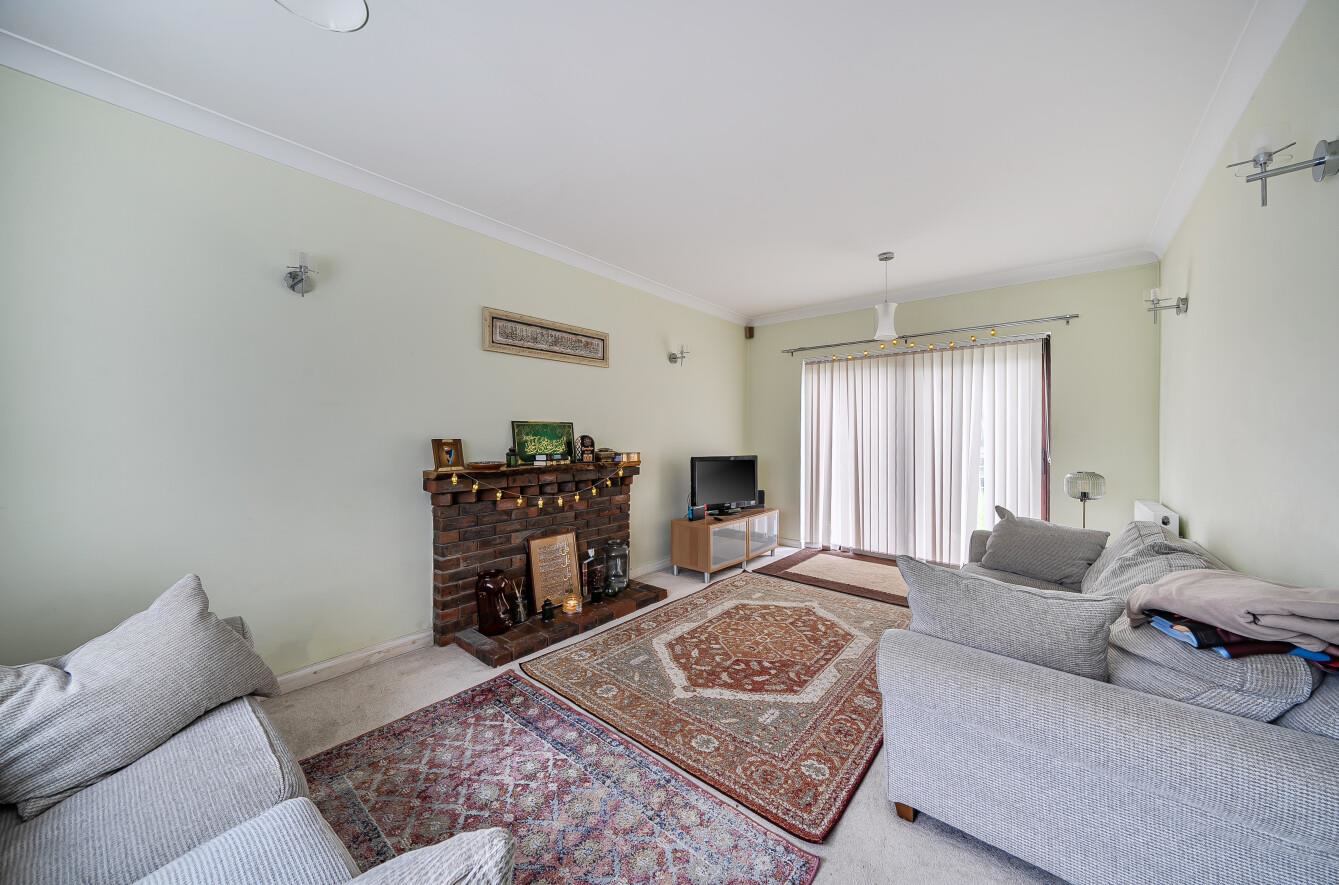 Uxbridge Road, Harrow, HA3, photo 2