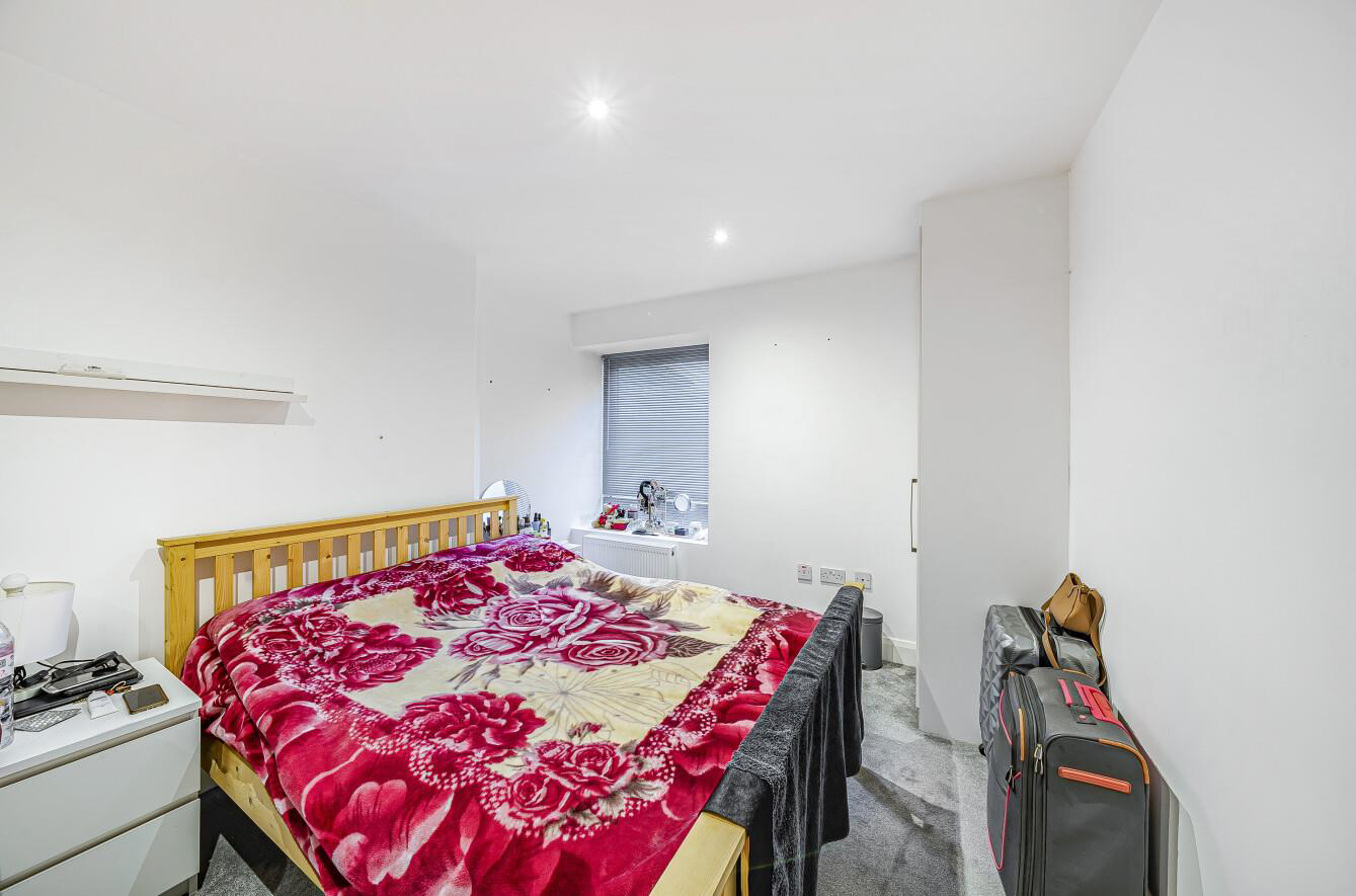 Buckingham House East, Stanmore Broadway, HA7, photo 5
