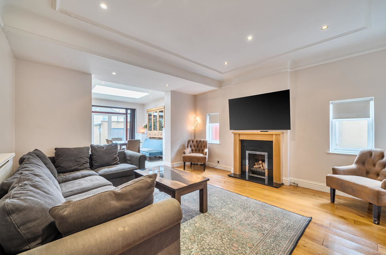 Kenton Lane, Harrow, HA3, photo 3