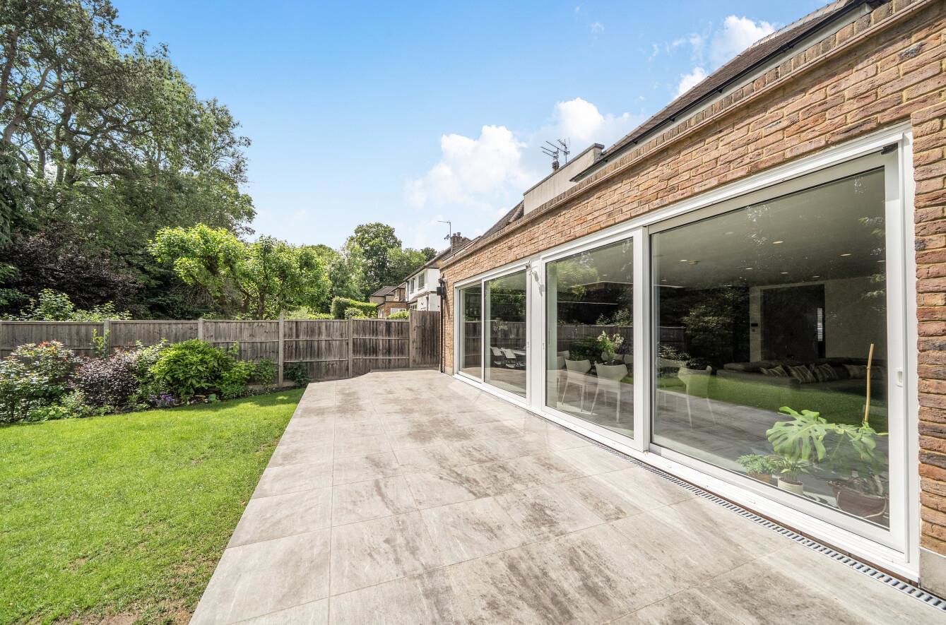 Davidson Frost-Wellings, DFW, Chestnut Avenue, Edg