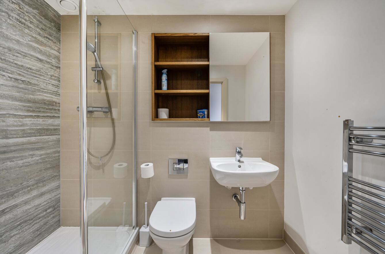 Royal Court, Stanmore, HA7, photo 7