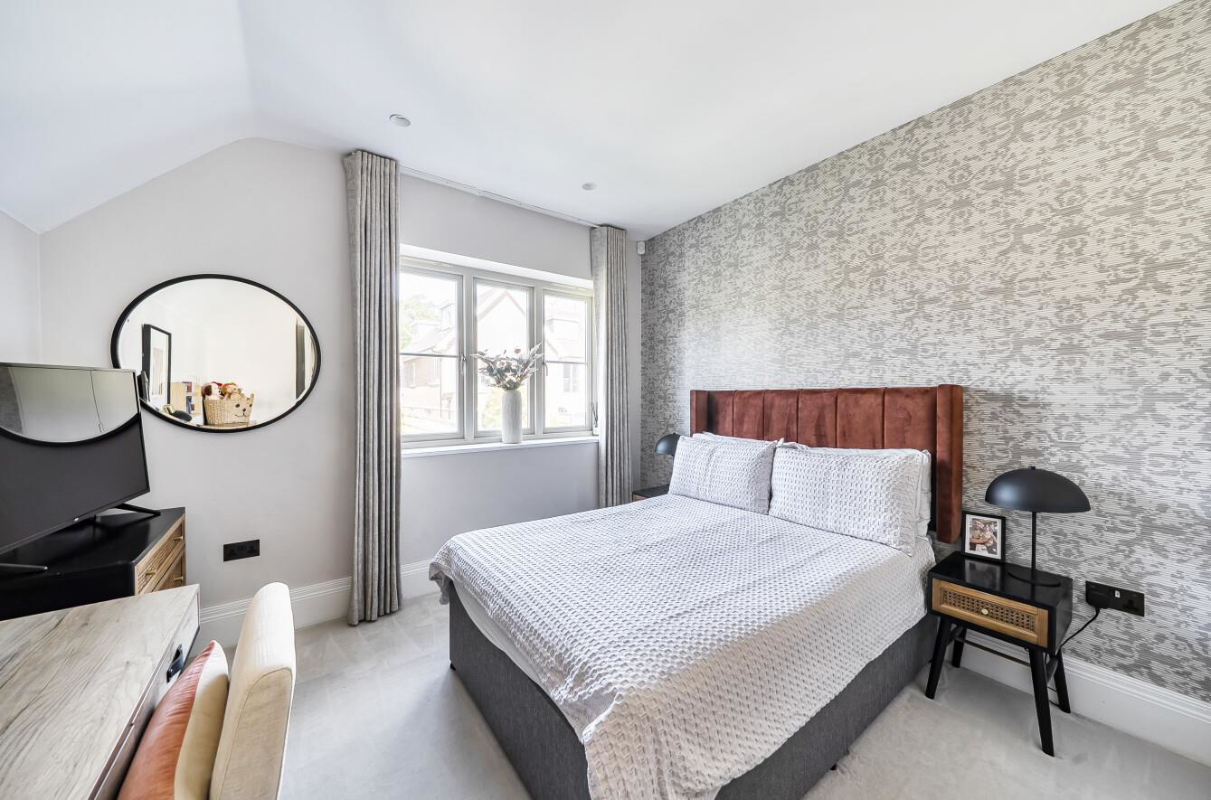 Elizabeth Grove, Bushey Heath, WD23, photo 7