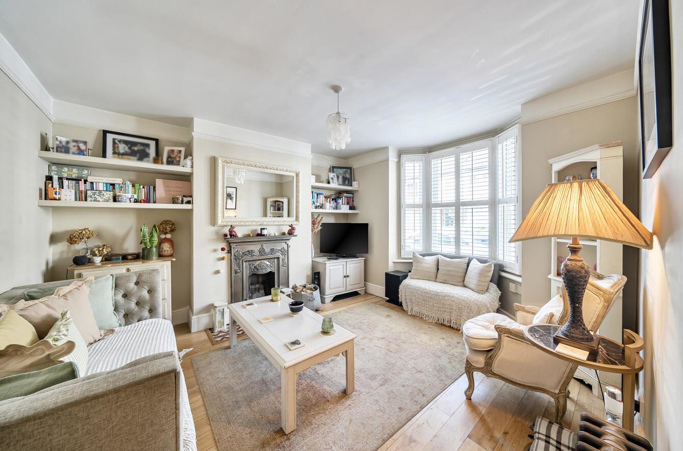 Rudolph Road, Bushey, WD23, photo 2