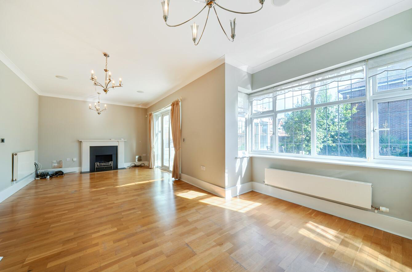 Fauna Close, Stanmore, HA7, photo 2