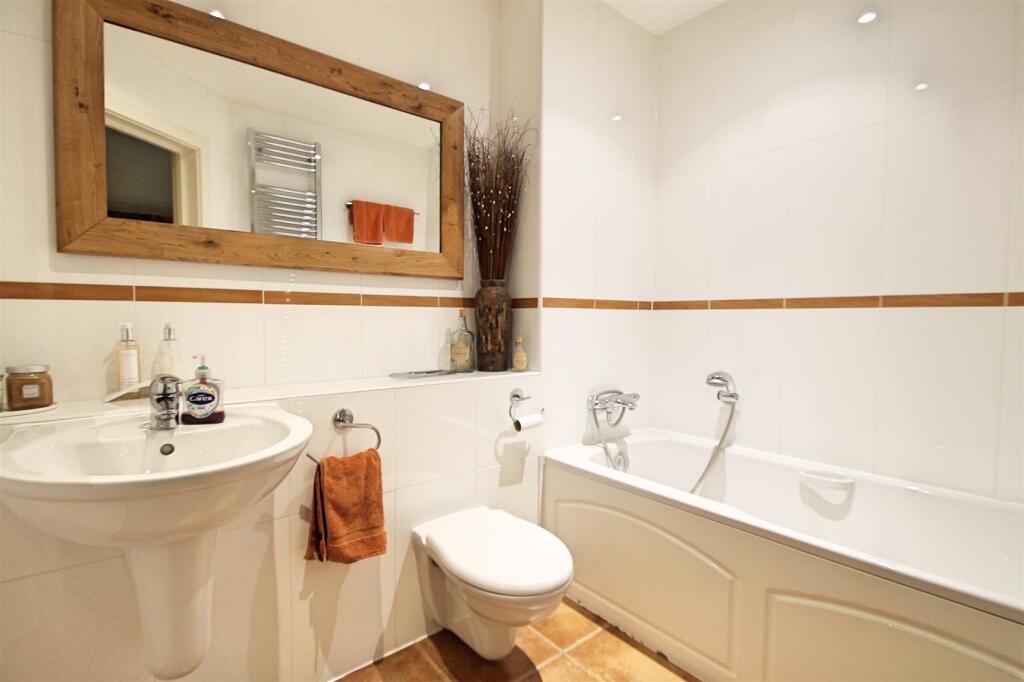 Lady Aylesford Avenue, Stanmore, HA7, photo 9