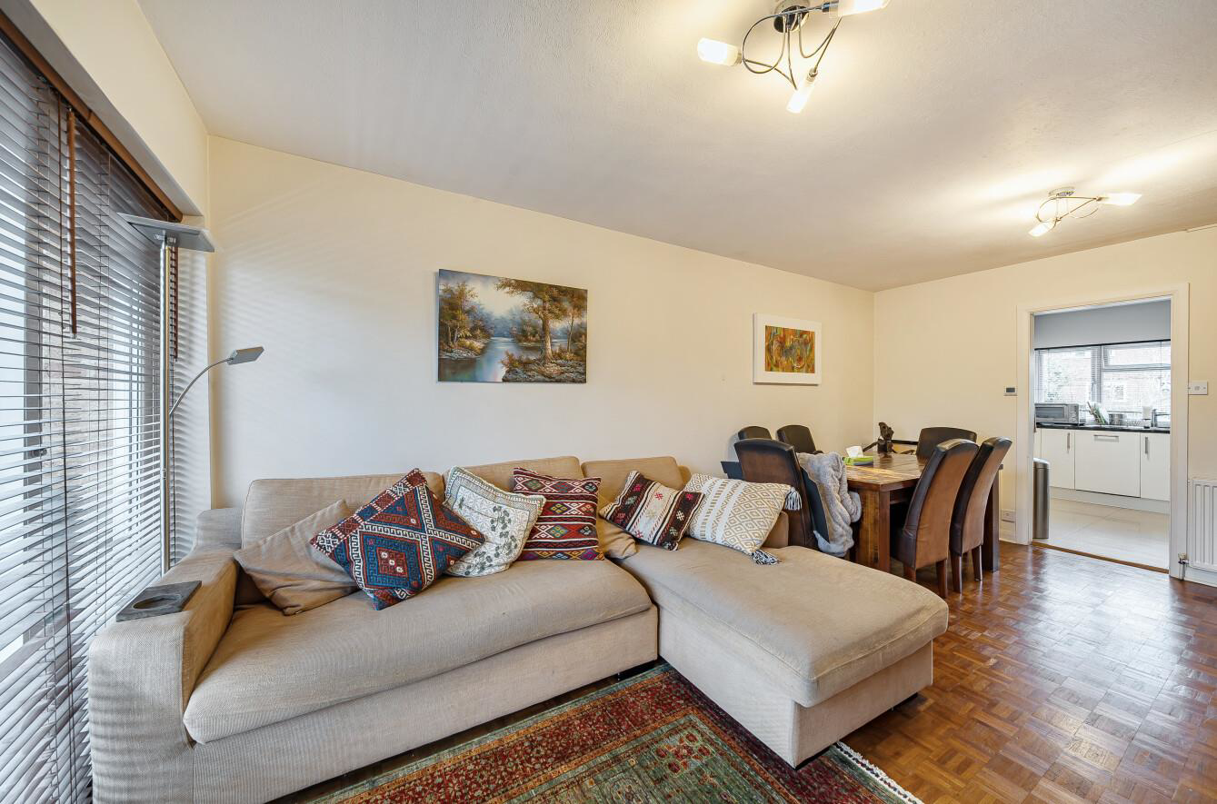 Mentmore Court, Stanmore, HA7, photo 3
