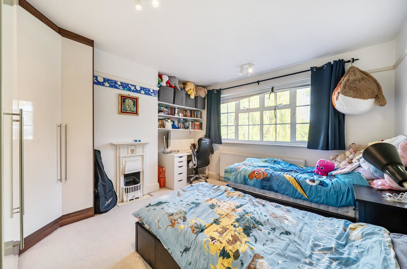 Golf Close, Stanmore, HA7, photo 12