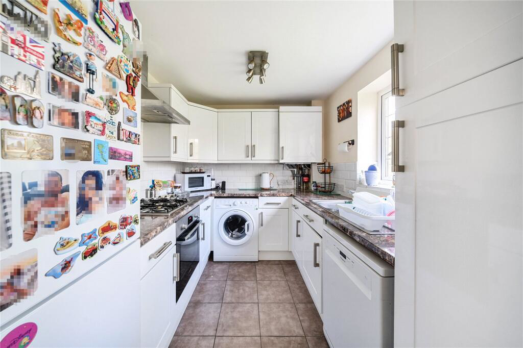 Priory Field Drive, Edgware, HA8, photo 5