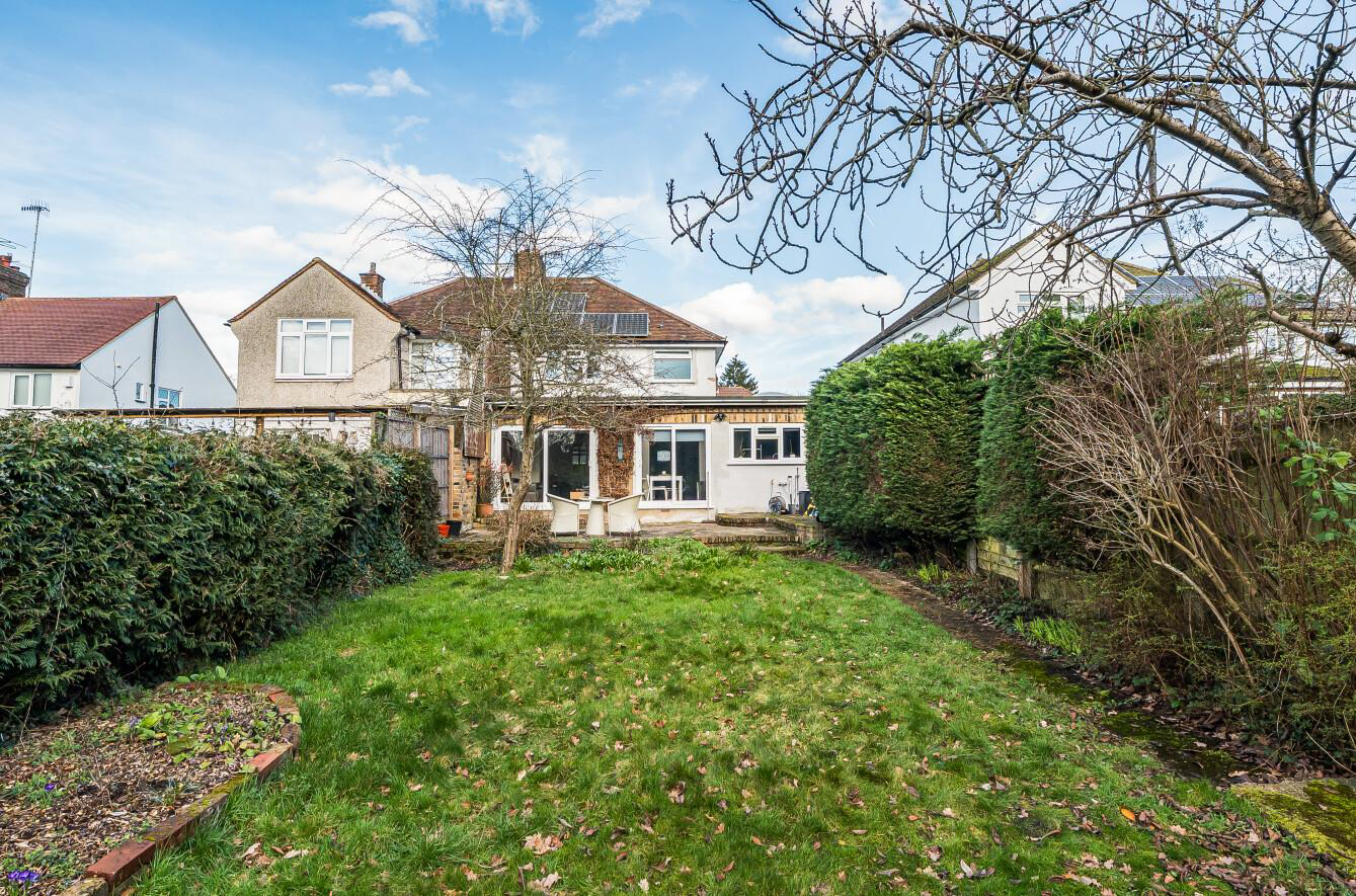 Chiltern Avenue, Bushey, WD23, photo 15