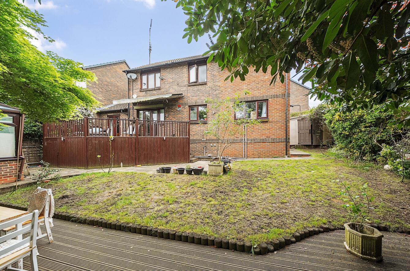 Caddis Close, Stanmore, HA7, photo 12