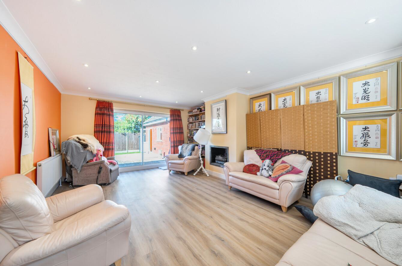 Hollybush Close, Harrow, HA3, photo 3