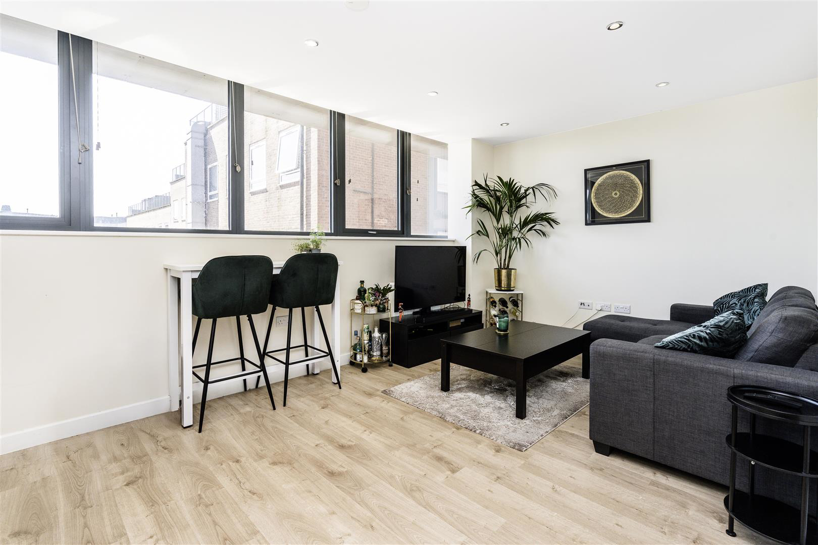 Burnell House,Stanmore, HA7, photo 3