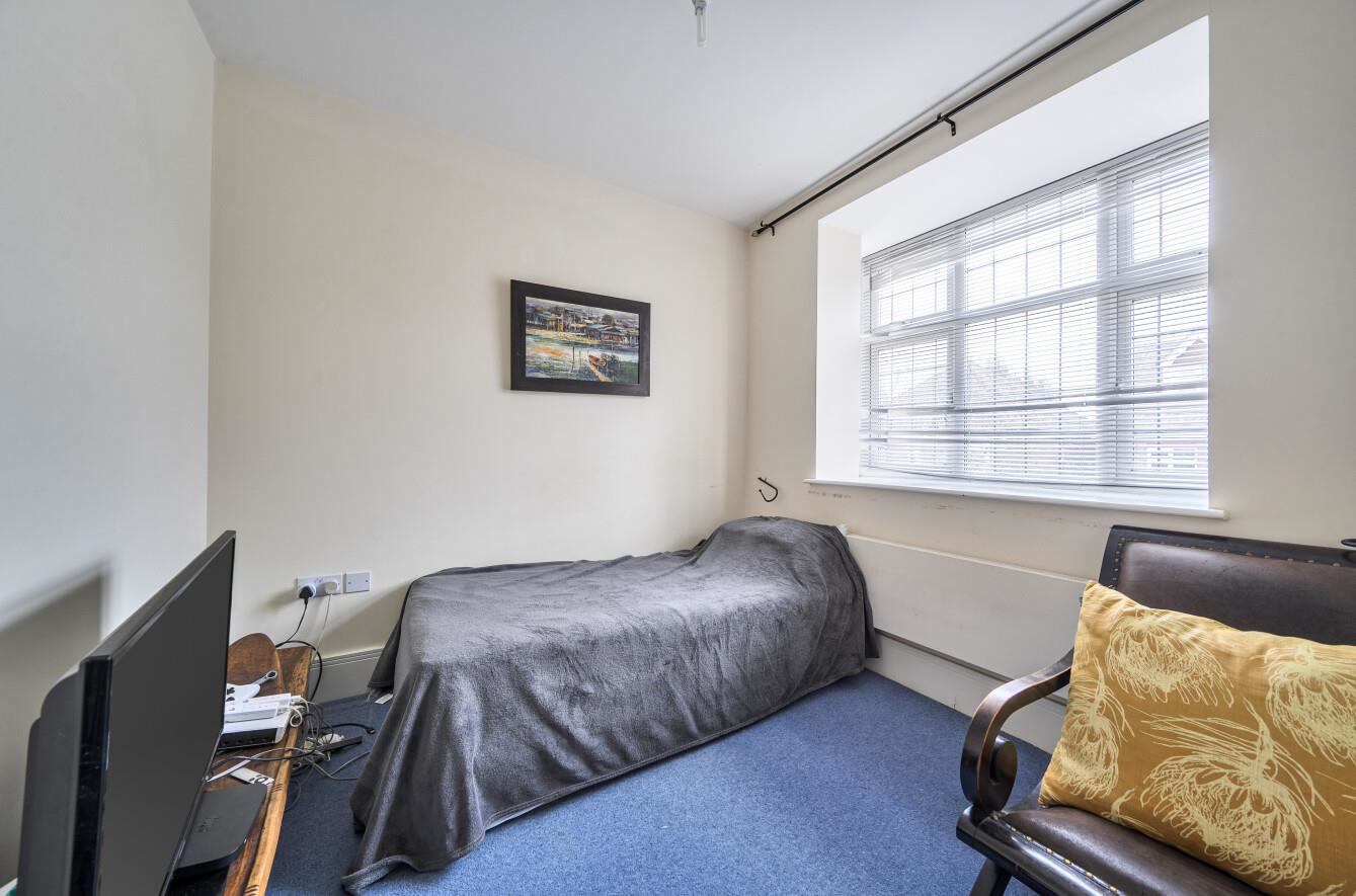 Fauna Close, Stanmore, HA7, photo 16
