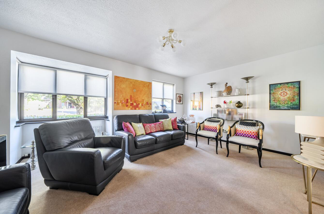 Du Cros Drive, Stanmore, HA7, photo 4