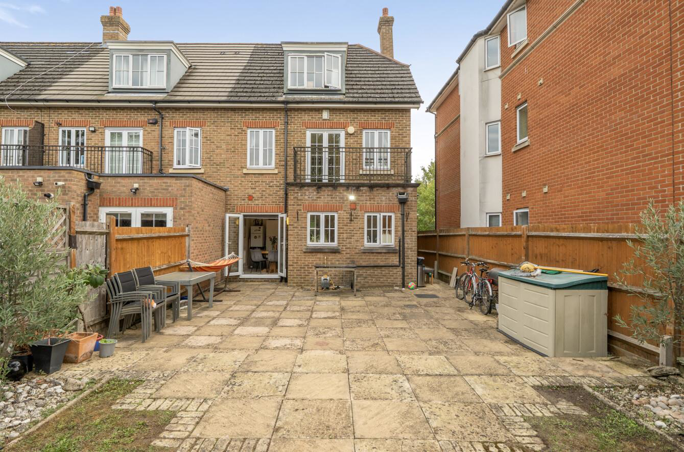 Goodhall Close, Stanmore, HA7, photo 15